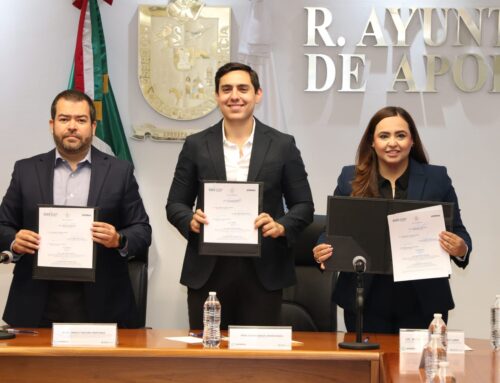 FIRMAN CONVENIO DE COLABORACIÓN MUNICIPIO DE APODACA Y COMITÉ COORDINADOR DEL SISTEMA ESTATAL ANTICORRUPCIÓN DE NUEVO LEÓN.